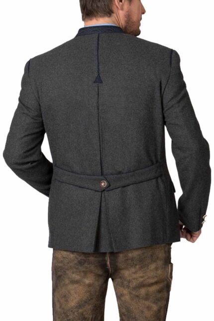 Neuer Trahcten Jacket